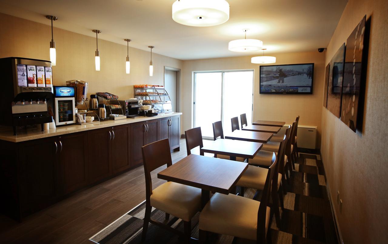Waterfront Inn New Liskeard 외부 사진