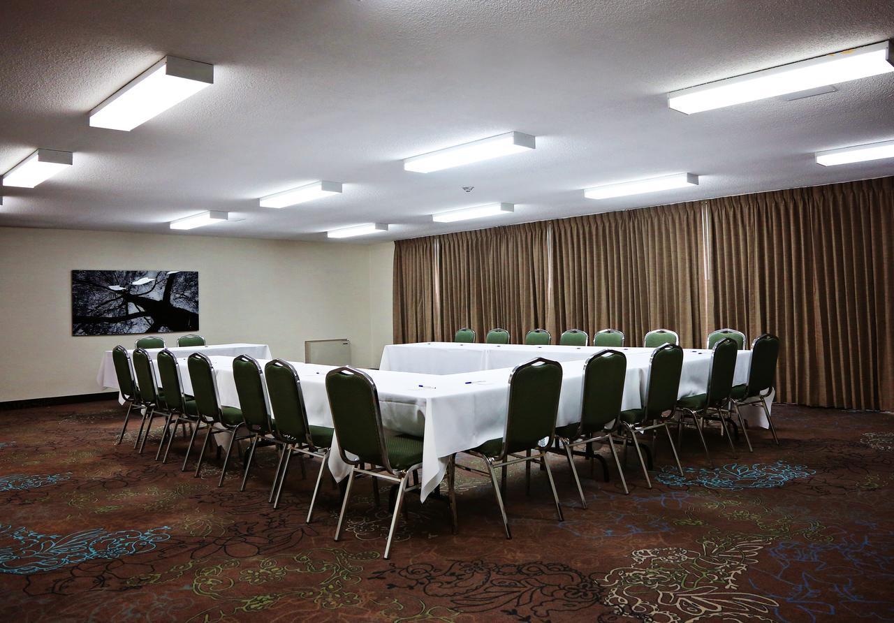 Waterfront Inn New Liskeard 외부 사진