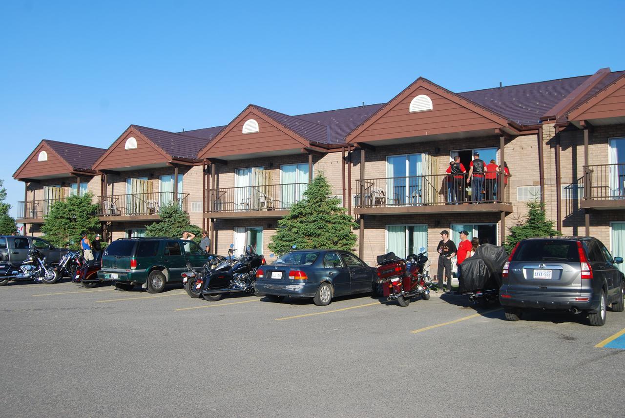Waterfront Inn New Liskeard 외부 사진